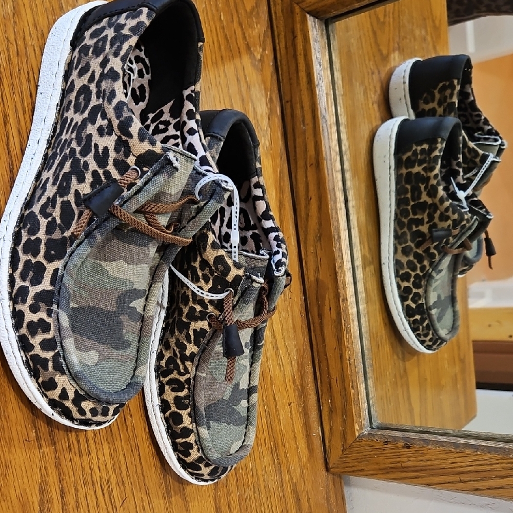 Justin Womens Hazer Camo Leopard Casual Shoes JL171 Size 10M